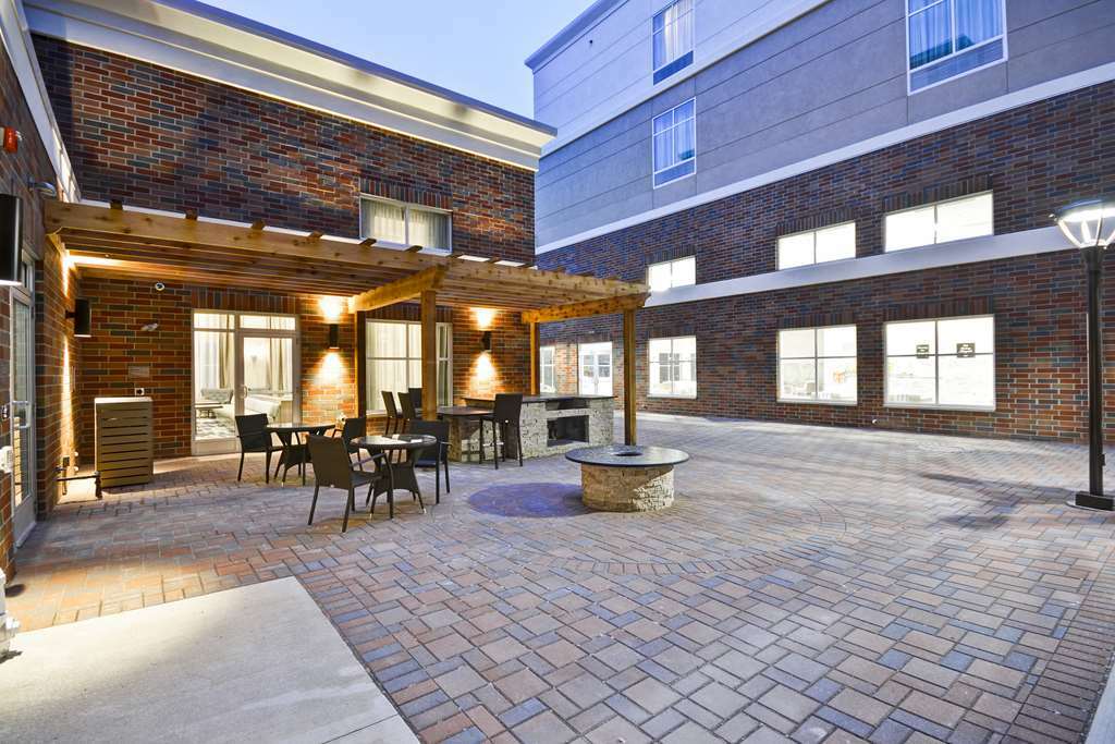 Homewood Suites By Hilton Warren Detroit Exterior foto